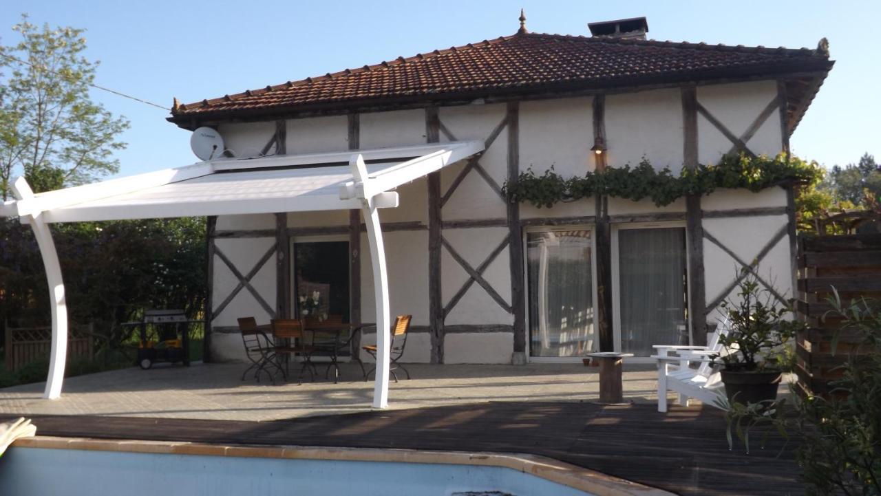 La Resiniere De Pirique Bed & Breakfast Parentis-en-Born Exterior photo